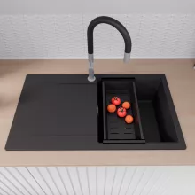 HD Onyx Black 86 egymedencés mosogatótálca szett, matt fekete csepegtetőráccsal és kosárral, csepegtetőtálcával, matt fekete színben, szálcsiszolt króm leeresztő szifonnal