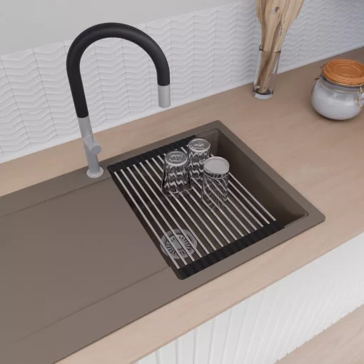 HD Onyx Tortora 86 egymedencés gránit mosogatótálca szett, csepegtetőtálcával, vágódeszkával, acél csepegtetőráccsal, tortora színben, szálcsiszolt króm leeresztő szifonnal