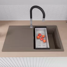 HD Onyx Tortora 86 egymedencés mosogatótálca szett, matt fekete csepegtetőráccsal és krómozott kosárral, csepegtetőtálcával, tortora színben