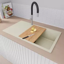 HD Onyx White 86-XL egymedencés mosogatótálca szett, vágódeszkával, matt fekete csepegtetőráccsal és kosárral, csepegtetőtálcával, tört fehér színben, szálcsiszolt króm leeresztő szifonnal