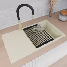 HD Onyx White 86-XL egymedencés mosogatótálca szett, vágódeszkával, matt fekete csepegtetőráccsal és krómozott kosárral, csepegtetőtálcával, tört fehér színben, szálcsiszolt arany leeresztő szifonnal