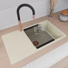 HD Onyx White 86-XL egymedencés mosogatótálca szett, vágódeszkával, matt fekete csepegtetőráccsal, csepegtetőtálcával, tört fehér színben, szálcsiszolt réz leeresztő szifonnal