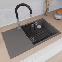 HD Onyx Antracit 86-XL egymedencés mosogatótálca szett, matt fekete csepegtetőráccsal és krómozott kosárral, csepegtetőtálcával, matt antracit színben, szálcsiszolt króm leeresztő szifonnal