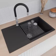 HD Onyx Black 86-XL egymedencés mosogatótálca szett, acél csepegtetőráccsal, csepegtetőtálcával, matt fekete színben, szálcsiszolt króm leeresztő szifonnal