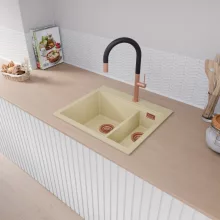HD Aspen Beige 58 kétmedencés gránit mosogatótálca, soft bézs színben, szálcsiszolt réz leeresztő szifonnal