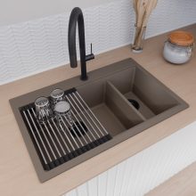 HD Aspen Tortora 78 kétmedencés gránit mosogatótálca szett, vágódeszkával, acél csepegtetőráccsal és matt fekete kosárral, tortora színben, matt fekete leeresztő szifonnal