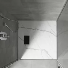 HD Marco+ White Marble 80x80 SMC kompozit slim szögletes kőhatású zuhanytálca, fekete ráccsal, 2,6 cm magas, szifonnal