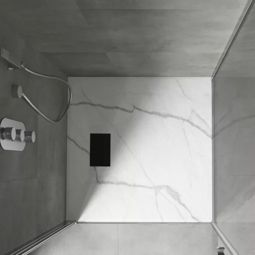 HD Marco+ White Marble 80x80/90x90 SMC kompozit magasított szögletes kőhatású zuhanytálca, fekete ráccsal, 15 cm magas, szifon nélkül
