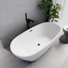 HD Aurora Matt White 170x75 ovális térben álló akril kád matt fekete túlfolyóval és click-clack leeresztővel