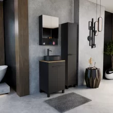 HD Paris Matt Black 50 komplett fürdőszoba bútor szett álló mosdószekrénnyel, matt fekete elemekkel, tölgyfa színű mosdópulttal, tükrös szekrénnyel és magasszekrénnyel