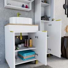 HD Paris Matt White 60 komplett fürdőszoba bútor szett álló mosdószekrénnyel, szálcsiszolt arany elemekkel, tölgyfa színű mosdópulttal, tükrös szekrénnyel és magasszekrénnyel