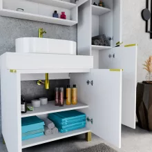 HD Paris Matt White 80 komplett fürdőszoba bútor szett álló mosdószekrénnyel, szálcsiszolt arany elemekkel, matt fehér mosdópulttal, tükrös szekrénnyel és magasszekrénnyel