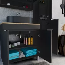 HD Paris Matt Black 80 komplett fürdőszoba bútor álló mosdószekrénnyel, szálcsiszolt króm elemekkel, tölgyfa színű mosdópulttal és tükrös szekrénnyel