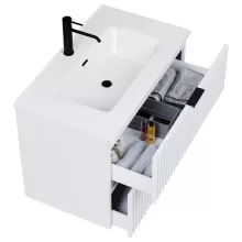 HD Rapallo Matt White 60/80 komplett fürdőszoba bútor fali mosdószekrénnyel, matt fekete fogantyúkkal, matt fehér mosdópulttal és tükörrel