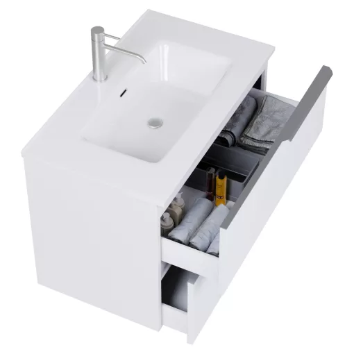 HD Cremona Matt White 60 komplett fürdőszoba bútor szett fali mosdószekrénnyel, szálcsiszolt króm fogantyúkkal, fényes fehér slim mosdóval, tükörrel és magasszekrénnyel