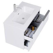 HD Cremona Matt White 60 komplett fürdőszoba bútor fali mosdószekrénnyel, szálcsiszolt króm fogantyúkkal és tükörrel