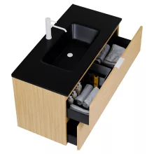 HD Palermo Hickory 100 komplett fürdőszoba bútor fali mosdószekrénnyel, matt fehér fogantyúkkal, matt fekete slim mosdóval és tükörrel