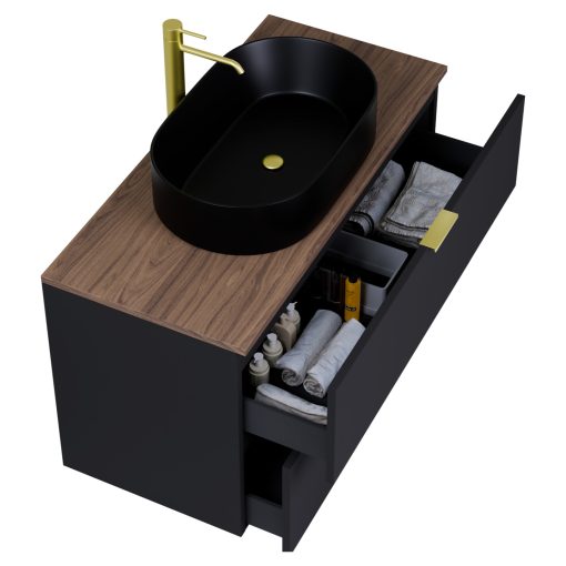 HD Salerno Matt Black 100 komplett fürdőszoba bútor fali mosdószekrénnyel, szálcsiszolt arany fogantyúkkal, tölgyfa színű mosdópulttal és tükörrel