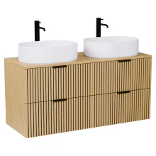HD Palma Hickory 120 komplett fürdőszoba bútor fali mosdószekrénnyel, hikoridió színű mosdópulttal, matt fekete fogantyúkkal és tükörrel