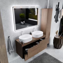 HD Zyra Pro Oak 120 komplett fürdőszoba bútor szett fali push-to-open mosdószekrénnyel, tölgyfa színű mosdópulttal, tükörrel és magasszekrénnyel