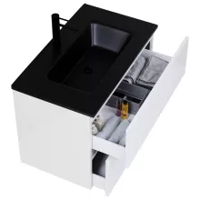 HD Aria Pro Lacquer White 60 komplett fürdőszoba bútor fali push-to-open mosdószekrénnyel, matt fekete slim mosdóval és tükörrel