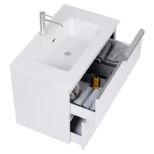 HD Cremona Lacquer White 60 komplett fürdőszoba bútor szett fali mosdószekrénnyel, fényes króm fogantyúkkal, fényes fehér slim mosdóval, tükörrel és magasszekrénnyel