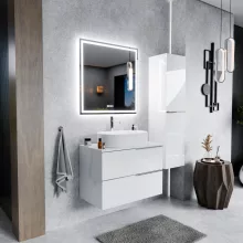 HD Carona Lacquer White 60 komplett fürdőszoba bútor fali mosdószekrénnyel, fényes króm fogantyúkkal, fényes fehér mosdópulttal és tükörrel