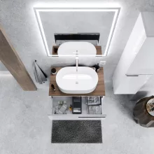 HD Carona Lacquer White 60 komplett fürdőszoba bútor fali mosdószekrénnyel, fényes króm fogantyúkkal, tölgyfa színű mosdópulttal és tükörrel