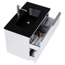 HD Cremona Lacquer White 60 komplett fürdőszoba bútor szett fali mosdószekrénnyel, szálcsiszolt króm fogantyúkkal, matt fekete slim mosdóval, tükörrel és magasszekrénnyel