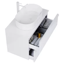 HD Carona Lacquer White 60 komplett fürdőszoba bútor fali mosdószekrénnyel, matt fehér fogantyúkkal, fényes fehér mosdópulttal és tükörrel