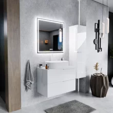 HD Carona Lacquer White 60 komplett fürdőszoba bútor fali mosdószekrénnyel, matt fehér fogantyúkkal, fényes fehér mosdópulttal és tükörrel