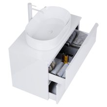 HD Carona Lacquer White 60 komplett fürdőszoba bútor szett fali mosdószekrénnyel, matt fehér fogantyúkkal, fényes fehér mosdópulttal, tükörrel és magasszekrénnyel