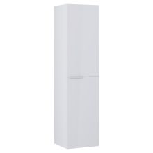 HD Carona Lacquer White 60 komplett fürdőszoba bútor szett fali mosdószekrénnyel, matt fehér fogantyúkkal, tölgyfa színű mosdópulttal, tükörrel és magasszekrénnyel