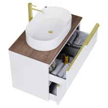 HD Carona Lacquer White 60 fali mosdószekrény tölgyfa színű mosdópulttal és szálcsiszolt arany fogantyúkkal