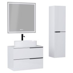   HD Carona Lacquer White 60/80 komplett fürdőszoba bútor szett fali mosdószekrénnyel, matt fekete fogantyúkkal, fényes fehér mosdópulttal, tükörrel és magasszekrénnyel