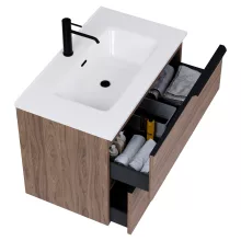 HD Cremona Oak 60 komplett fürdőszoba bútor szett fali mosdószekrénnyel, matt fekete fogantyúkkal, fényes fehér slim mosdóval, tükörrel és magasszekrénnyel