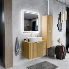 HD Palma Hickory 60 komplett fürdőszoba bútor szett fali mosdószekrénnyel, hikoridió színű mosdópulttal, szálcsiszolt arany fogantyúkkal, tükörrel és magasszekrénnyel