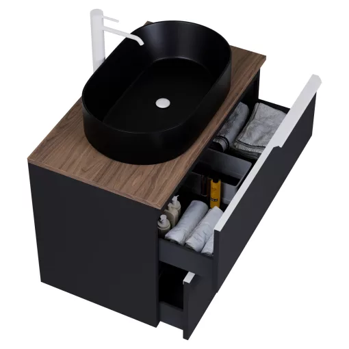 HD Carona Matt Black 60 komplett fürdőszoba bútor fali mosdószekrénnyel, matt fehér fogantyúkkal, tölgyfa színű mosdópulttal és tükörrel