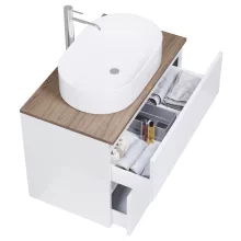 HD Zyra Lacquer White 80 komplett fürdőszoba bútor szett fali mosdószekrénnyel, tölgyfa színű mosdópulttal, tükörrel és magasszekrénnyel