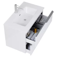 HD Cremona Lacquer White 80 fali mosdószekrény szálcsiszolt króm fogantyúkkal és fényes fehér slim mosdóval