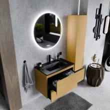 HD Aria Pro Hickory 80 komplett fürdőszoba bútor szett fali push-to-open mosdószekrénnyel, matt fekete slim mosdóval, tükörrel és magas szekrénnyel