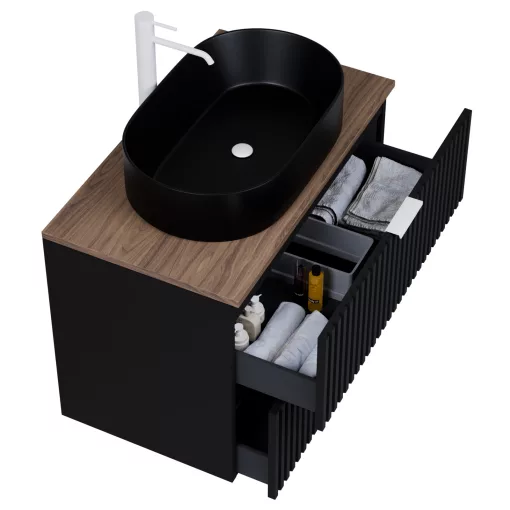 HD Rapallo Matt Black 80 komplett fürdőszoba bútor szett fali mosdószekrénnyel, matt fehér fogantyúval, tölgyfa színű mosdópulttal, tükörrel és magasszekrénnyel