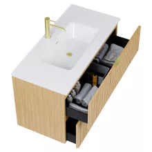 HD Parma Hickory 100 komplett fürdőszoba bútor szett fali mosdószekrénnyel, szálcsiszolt arany fogantyúkkal, tükörrel és magasszekrénnyel