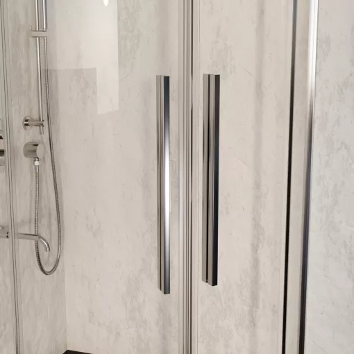 HD Elio+ 80x80 íves két tolóajtós zuhanykabin fekete slim zuhanytálcával és króm szifonnal, krómozott elemekkel, 190 cm magas