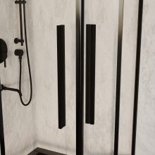 HD Elio+ Black 90x90 szögletes két tolóajtós zuhanykabin 6 mm vastag vízlepergető biztonsági üveggel, fekete elemekkel, 190 cm magas