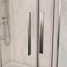 HD Elio+ 100x100 szögletes két tolóajtós zuhanykabin fehér slim zuhanytálcával és króm szifonnal, krómozott elemekkel, 190 cm magas