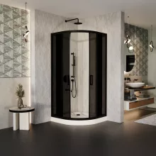 HD Fusion 90x90 íves két tolóajtós sötétített zuhanykabin fehér magas zuhanytálcával és fekete szifonnal, fekete színű elemekkel, 190 cm magas