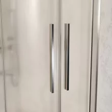 HD Nova+ 80x80 íves két tolóajtós matt zuhanykabin fehér slim zuhanytálcával és króm szifonnal, krómozott elemekkel, 190 cm magas