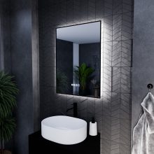 HD Glow 60 cm széles fali szögletes LED okostükör, fekete slim kerettel, ambient világítással, érintőkapcsolóval, digitális órával és páramentesítő funkcióval