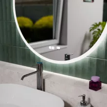 HD Heaven 80 cm széles fali kerek LED okostükör akril kerettel, ambient világítással, mozgásérzékelővel, digitális órával és páramentesítő funkcióval